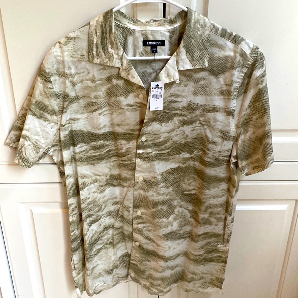 Men’s Large Express Shirt- New